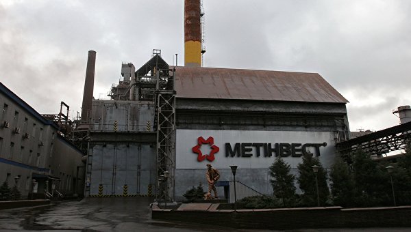 Бизнес с врагом: почему процветает нелегальная торговля с Донбассом Бизнес с врагом: почему процветает нелегальная торговля с Донбассом