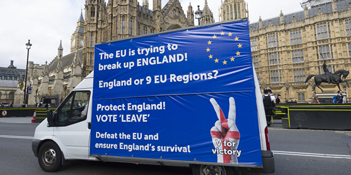 Lenta.ru: Brexit. Два года для развода Lenta.ru: Brexit. Два года для развода
