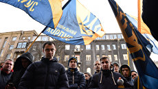 Le Monde: Ультраправые набирают влияние на Украине