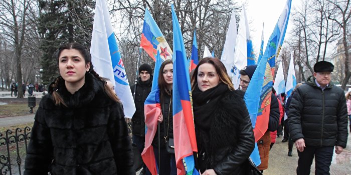 Блокада, национализация, конфискация: как Украина выталкивает из себя ЛДНР Блокада, национализация, конфискация: как Украина выталкивает из себя ЛДНР