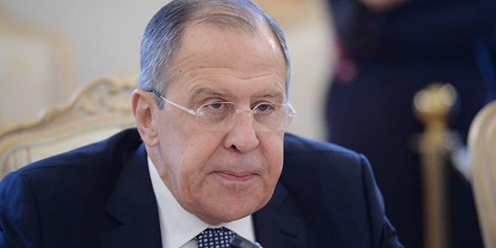 Лавров: Россия будет отстаивать права соотечественников носить георгиевскую ленточку Лавров: Россия будет отстаивать права соотечественников носить георгиевскую ленточку