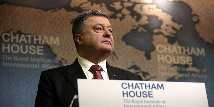 Дмитрий Корнейчук: Ради власти Порошенко откажется от безвиза, угля и транша Дмитрий Корнейчук: Ради власти Порошенко откажется от безвиза, угля и транша