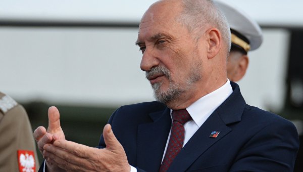 Зачем Польша рассекретила имена разведчиков Зачем Польша рассекретила имена разведчиков