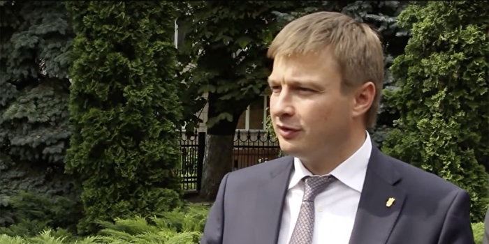 Украинский националист обвинил депутата из «Правого сектора» во лжи Украинский националист обвинил депутата из «Правого сектора» во лжи