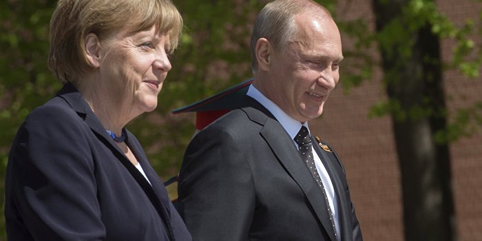 В Сочи начались переговоры Путина и Меркель