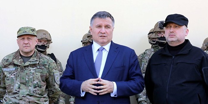 Аваков очистит Киев от радикалов и маргиналов Аваков очистит Киев от радикалов и маргиналов