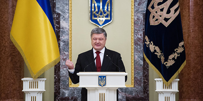 Новые антироссийские санкции: Порошенко в наряде ястреба Новые антироссийские санкции: Порошенко в наряде ястреба