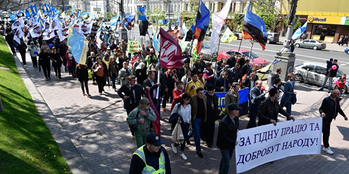 Корнейчук: Украинское общество неспособно навязать политикам свою повестку дня Корнейчук: Украинское общество неспособно навязать политикам свою повестку дня