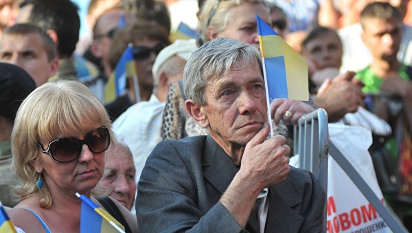 Три года после победы: самый богатый президент во главе самой бедной страны Европы Три года после победы: самый богатый президент во главе самой бедной страны Европы