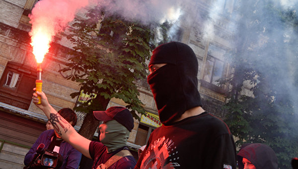 Националисты vs Труханов: кто победит в битве за Одессу Националисты vs Труханов: кто победит в битве за Одессу