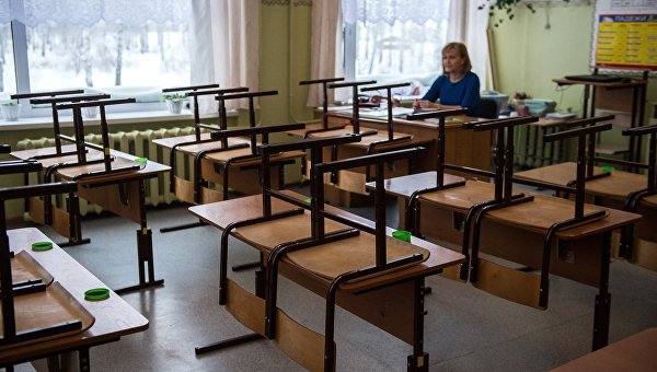 Реформа среднего образования: на янтарь, в полицию или на фронт Реформа среднего образования: на янтарь, в полицию или на фронт