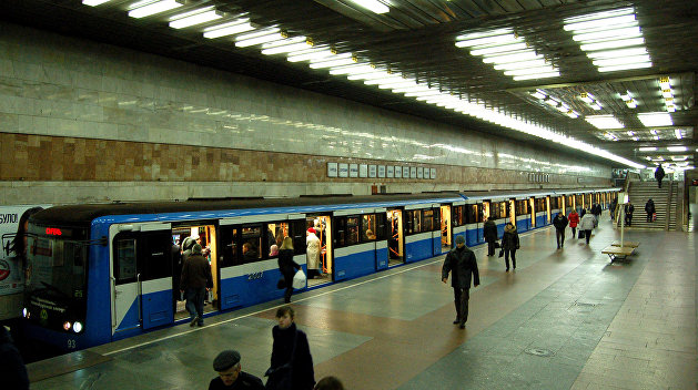 По одному в руки: в Киеве ограничат продажу жетонов в метро По одному в руки: в Киеве ограничат продажу жетонов в метро