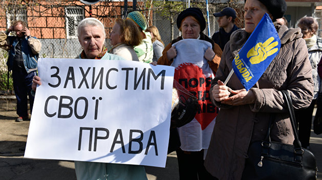 Более трети украинцев готовы выйти на новый Майдан Более трети украинцев готовы выйти на новый Майдан