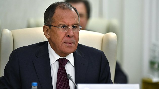 Лавров: Миротворцы войдут в Донбасс только после разведения воюющих сторон Лавров: Миротворцы войдут в Донбасс только после разведения воюющих сторон