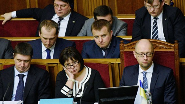 А вас я попрошу на выход: Гройсман указал чиновникам-иностранцам на дверь А вас я попрошу на выход: Гройсман указал чиновникам-иностранцам на дверь