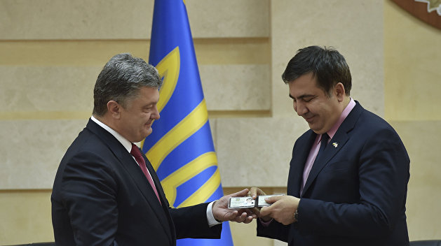 Корнейчук: Переписка Саакашвили и Порошенко — попытка скрыть сотрудничество Корнейчук: Переписка Саакашвили и Порошенко — попытка скрыть сотрудничество