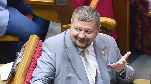 Мосийчук напомнил Зеленскому об ошибках Порошенко с украинским гражданством Мосийчук напомнил Зеленскому об ошибках Порошенко с украинским гражданством
