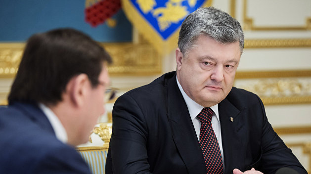 Якубин: Луценко хочет вернуть доверие Порошенко и помочь ему победить на выборах