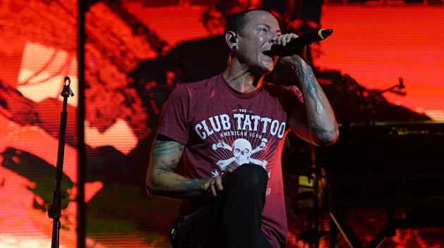 Солист группы Linkin Park покончил с собой Солист группы Linkin Park покончил с собой
