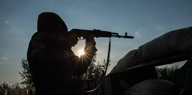 Донецкий военкор: У украинской армии оснащение лучше, чем у ополченцев, но мы держимся