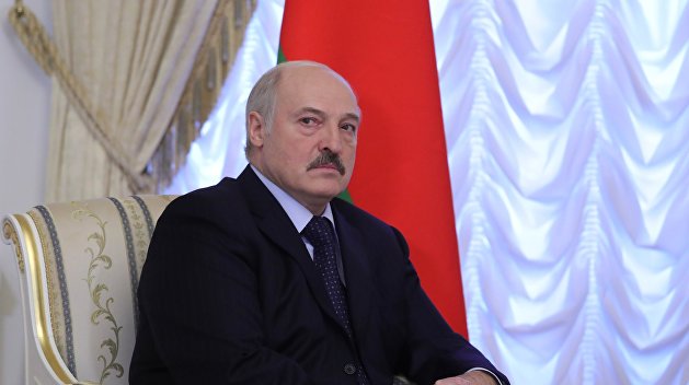 Свергнуть Лукашенко и ввести войска: на Украине указали «на решение проблем» с Белоруссией Свергнуть Лукашенко и ввести войска: на Украине указали «на решение проблем» с Белоруссией