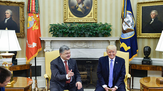 Порошенко сделал Трампу коммерческое предложение по Донбассу Порошенко сделал Трампу коммерческое предложение по Донбассу