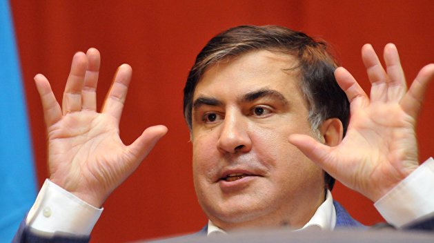 Саакашвили обиделся на свои фото в кустах на инаугурации Трампа