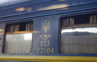 «Стреляли?»: В сети показали дырявые херсонские вагоны в Москву