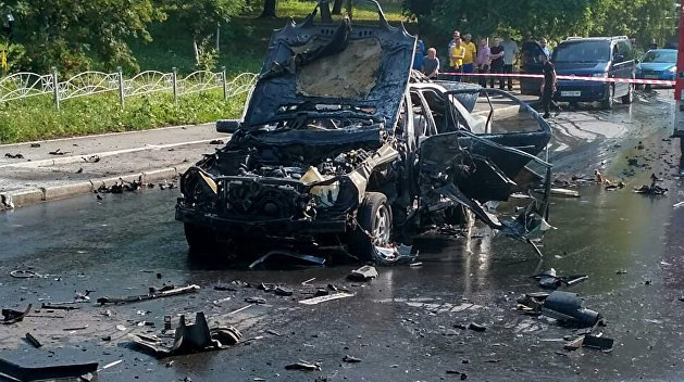 В Черкасах взорвали бизнесмена в собственном авто В Черкасах взорвали бизнесмена в собственном авто
