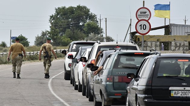 Власти Крыма: Туристическая блокада полуострова провалилась Власти Крыма: Туристическая блокада полуострова провалилась