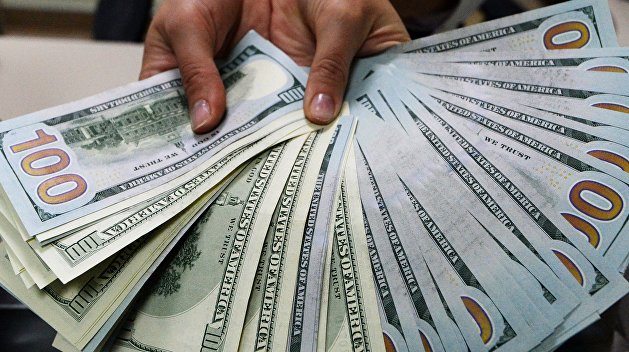 Эксперты: Значительная часть участников экономики на Украине выводит средства в «тень» или зарубеж Эксперты: Значительная часть участников экономики на Украине выводит средства в «тень» или зарубеж