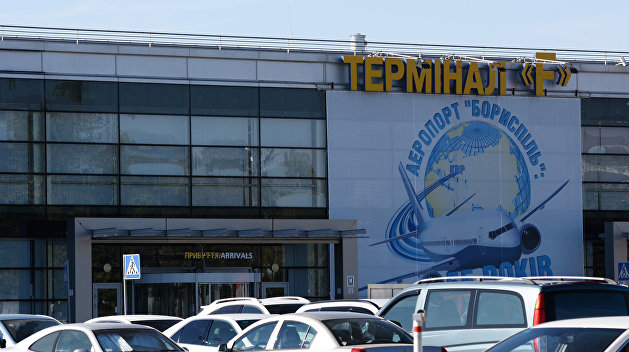 Погранслужба Украины: За сутки в Киев не пустили около 80 россиян Погранслужба Украины: За сутки в Киев не пустили около 80 россиян