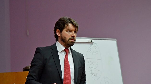 Андрей Новак: Сверхприбыли украинских энергокомпаний должны идти малообеспеченным слоям населения Андрей Новак: Сверхприбыли украинских энергокомпаний должны идти малообеспеченным слоям населения