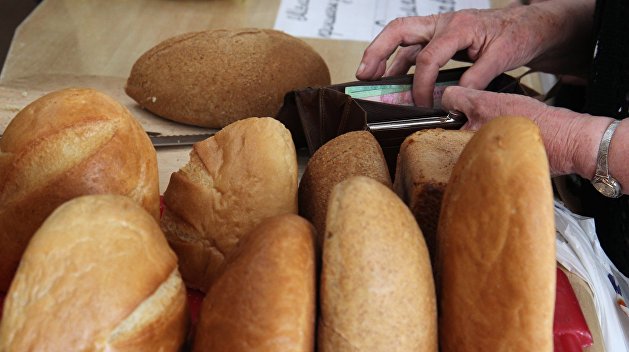 Без хлеба и зрелищ. Украинцам предрекают рост цен на главный продукт