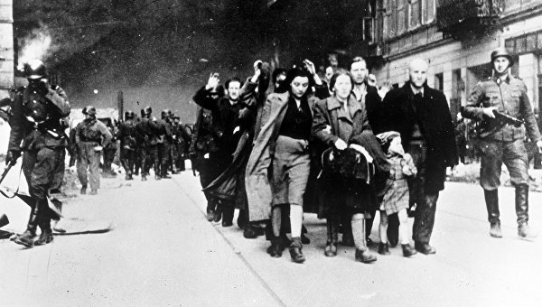 Якуб Корейба: Доживи Пилсудский до 1939 года, Польша и Германия провели бы парад на Красной площади Якуб Корейба: Доживи Пилсудский до 1939 года, Польша и Германия провели бы парад на Красной площади