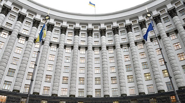 «Взгляд»: Правительство Украины кажется успешным только на фоне Яценюка «Взгляд»: Правительство Украины кажется успешным только на фоне Яценюка