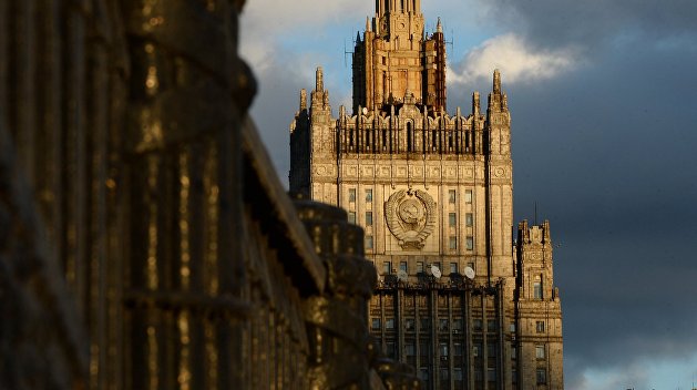 МИД РФ: Поставки американского оружия Украине подольют масла в донбасский огонь МИД РФ: Поставки американского оружия Украине подольют масла в донбасский огонь