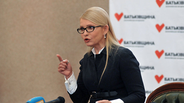 Тимошенко обвинила Порошенко в гибели детей в одесском лагере Тимошенко обвинила Порошенко в гибели детей в одесском лагере