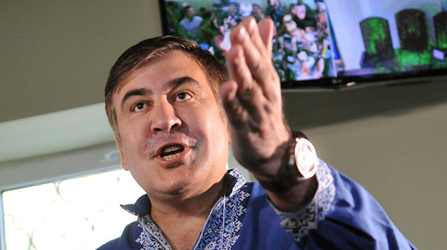 Саакашвили требует от Порошенко выдать ему «бумажки» Саакашвили требует от Порошенко выдать ему «бумажки»