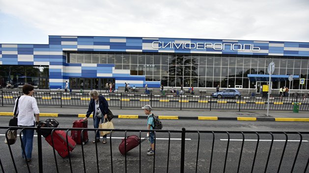 Киев решил получить с российской компании 10 млн гривен за полеты в Крым Киев решил получить с российской компании 10 млн гривен за полеты в Крым