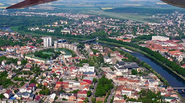 Закарпатье восстало против закона об образовании Закарпатье восстало против закона об образовании