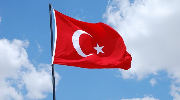 В Турции ввели комендантский час из-за коронавируса