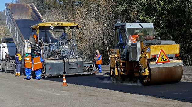 Саакашвили децентрализовал ремонт автодорог