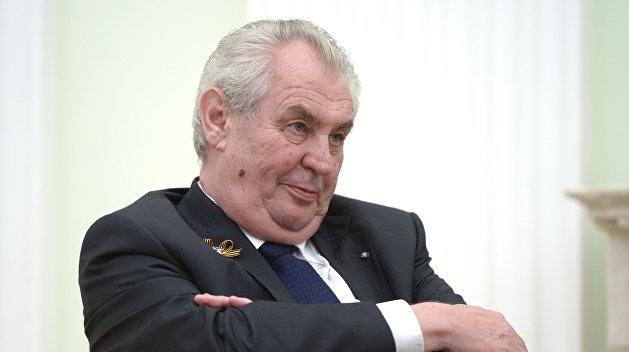 Президент Чехии отказался извиняться перед Украиной Президент Чехии отказался извиняться перед Украиной