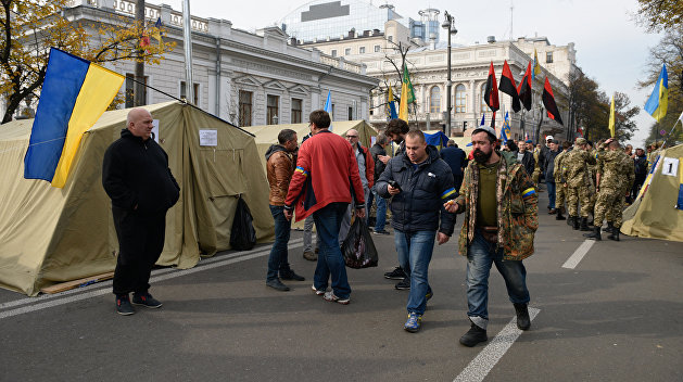 МихоМайдан: все пытаются напугать друг друга МихоМайдан: все пытаются напугать друг друга