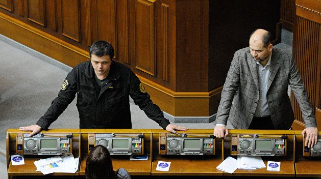 Семенченко призвал Администрацию Порошенко уделить пристальное внимание Закарпатью Семенченко призвал Администрацию Порошенко уделить пристальное внимание Закарпатью