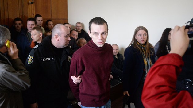 В камере деда: украинскому журналисту Муравицкому суд добавил два месяца тюрьмы В камере деда: украинскому журналисту Муравицкому суд добавил два месяца тюрьмы