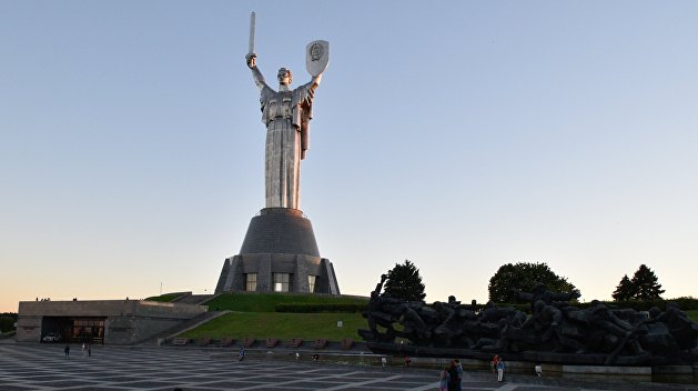 Госдума поздравила Украину с освобождением от фашистов Госдума поздравила Украину с освобождением от фашистов