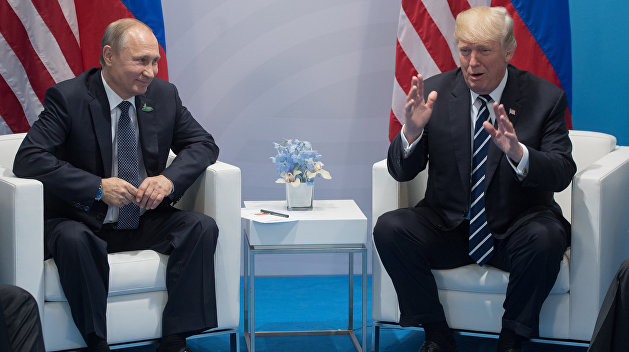 Встреча Путина и Трампа может пройти не там, где планировалось - СМИ