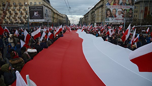Польские эксперты: введение санкций Брюсселем – это евродедовщина Польские эксперты: введение санкций Брюсселем – это евродедовщина